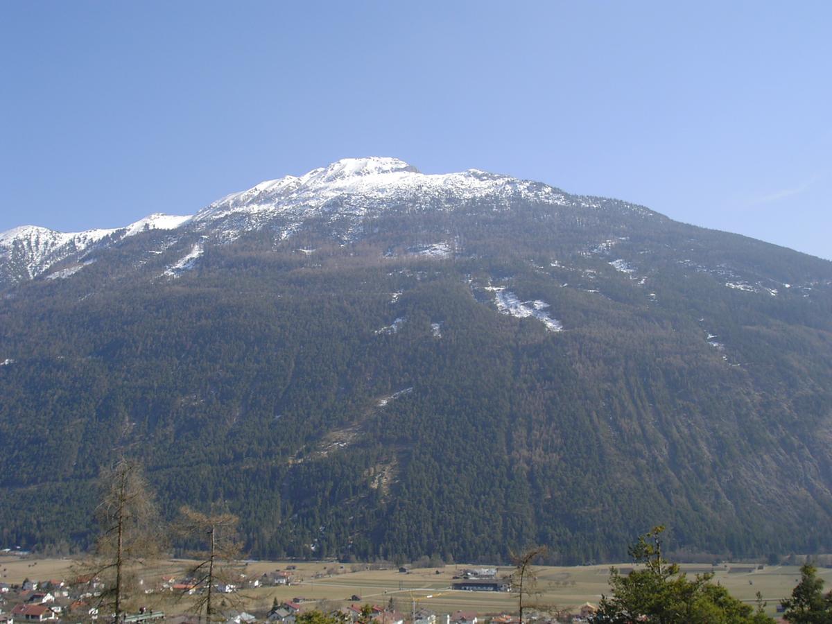 Pension Waldesruh Tarrenz Exterior photo