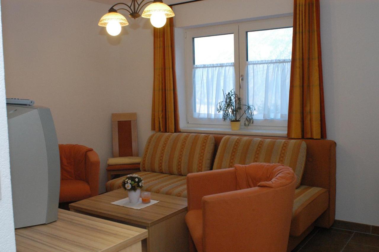 Pension Waldesruh Tarrenz Exterior photo